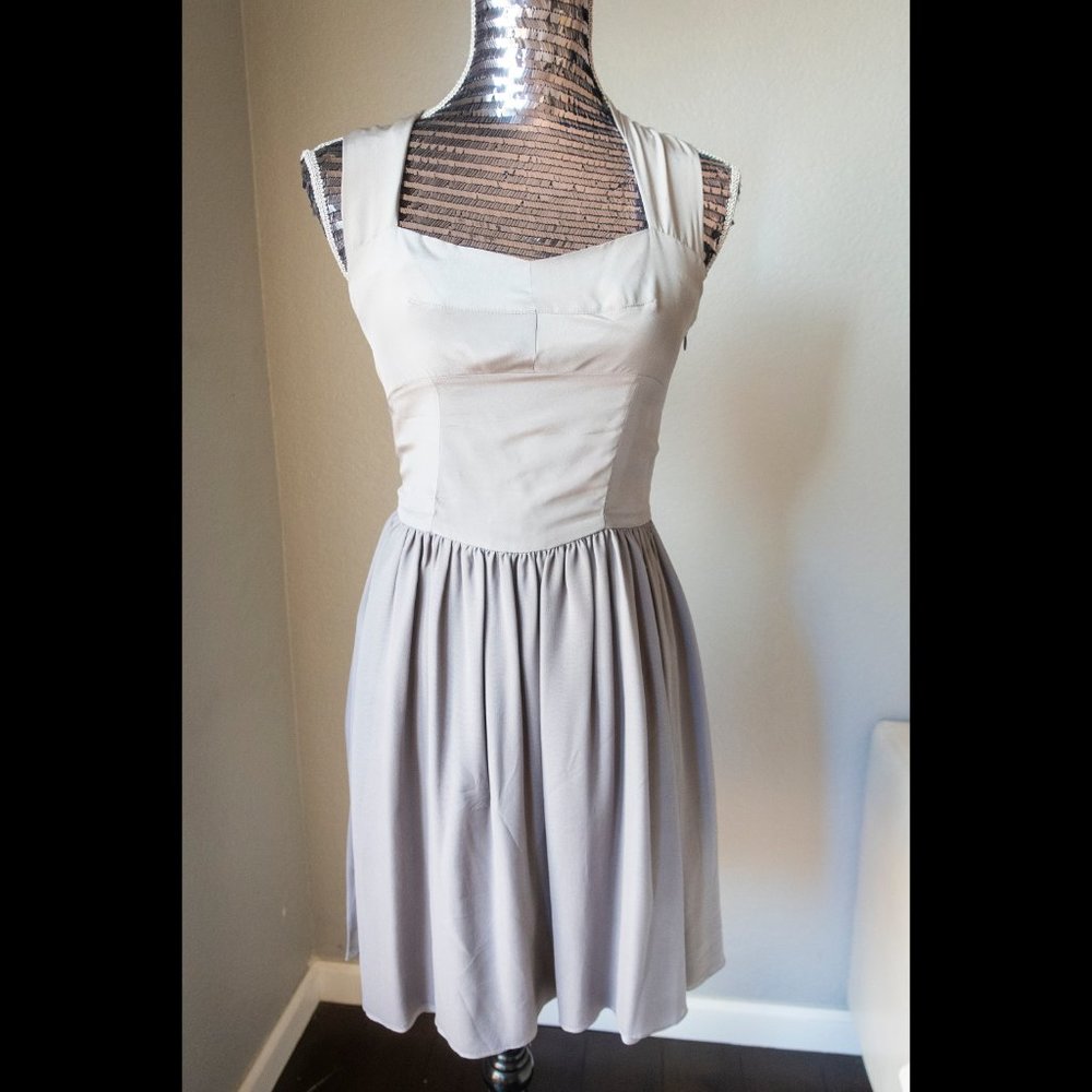 🔥3/$12 Nomia Silk Dress Size 4